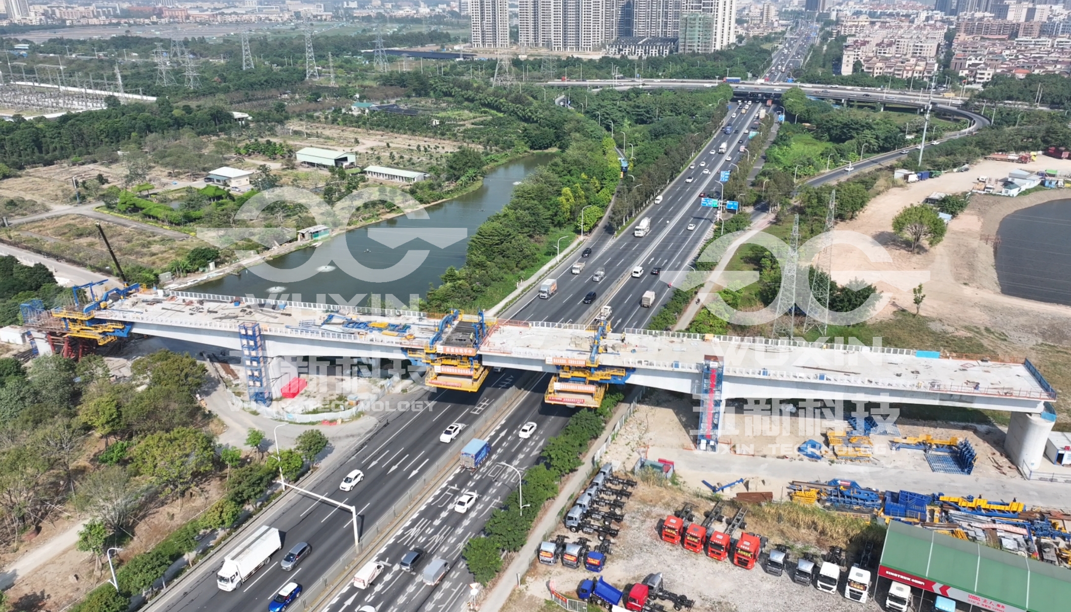 智能懸臂造橋機(jī) — （中鐵建大橋局-深江鐵路）1.jpg