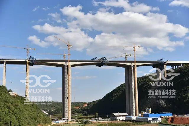 中鐵十八局-小龍高速