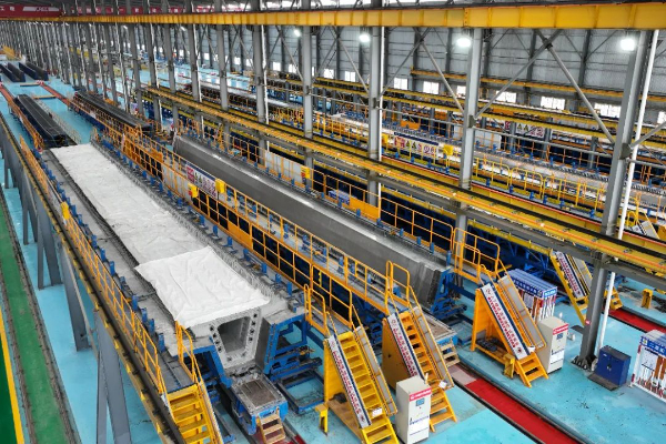 解碼中國(guó)公路箱梁智造技術(shù)革新:五新全液壓小箱梁生產(chǎn)線